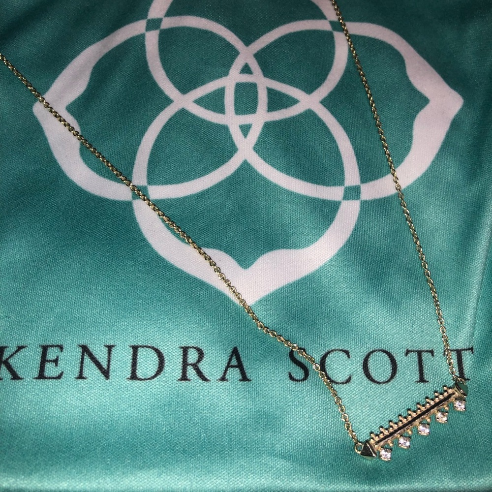 Kendra Scott gold necklace